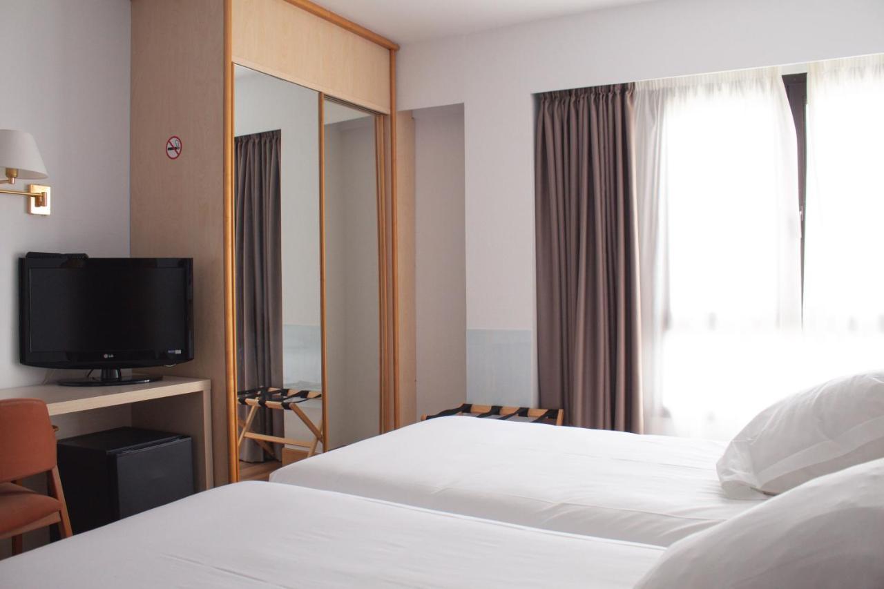 Hotel Ezeiza San Sebastian Exterior photo