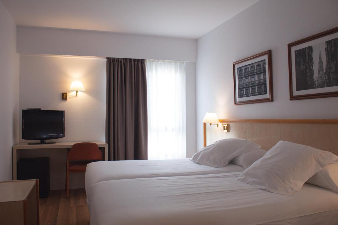 Hotel Ezeiza San Sebastian Exterior photo